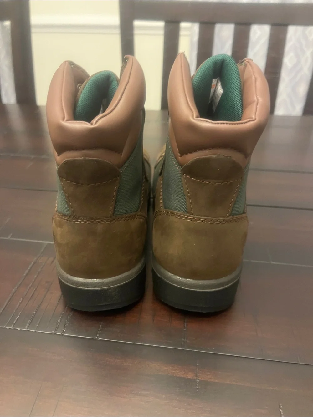 Timberland 6” Field Boots Brown Boys Youth Size 5